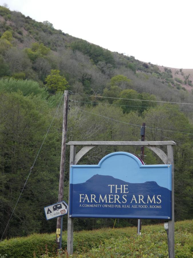 Llanwddyn  The Farmers Arms, Cwmdu מראה חיצוני תמונה